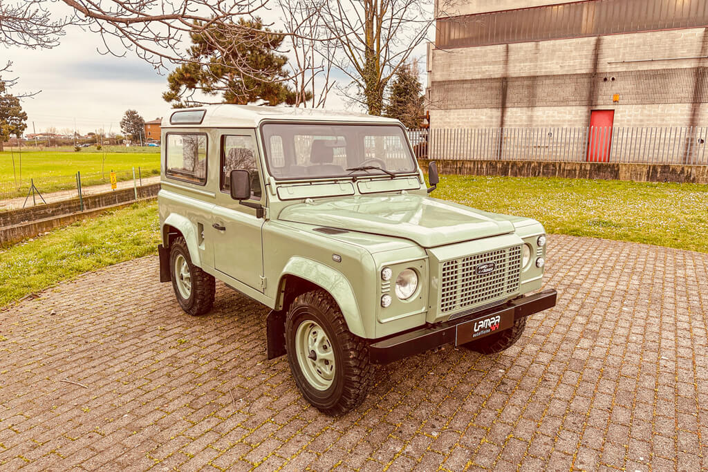 Land Rover Defender TDI 200